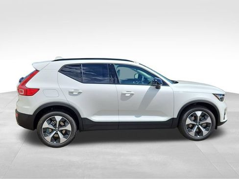 Certified 2026 Volvo XC40 B5 Plus w/ Protection Package Premier AWD/4WD image 8