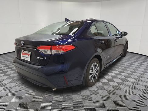 Used 2022 Toyota Corolla LE FWD image 8