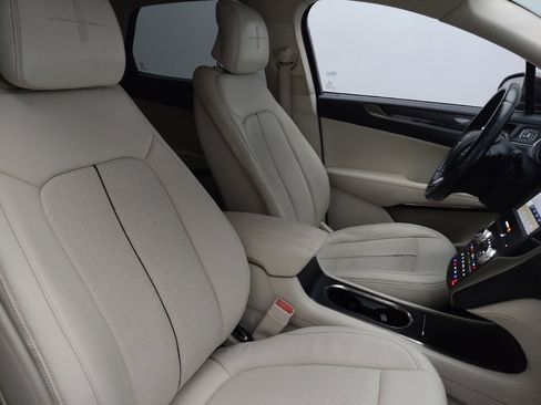 Used 2017 Lincoln MKC Black Label image 21