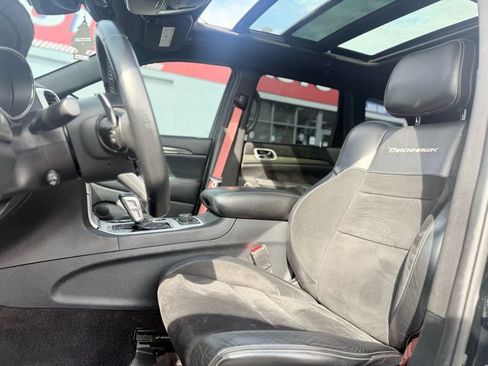 Used 2018 Jeep Grand Cherokee Trackhawk AWD/4WD image 26