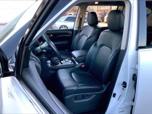 Used 2022 INFINITI QX80 Luxe w/ Cargo Package image 7