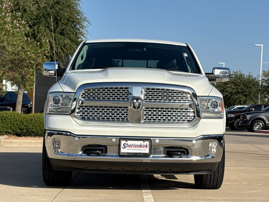 Used 2017 RAM 1500 Laramie w/ Convenience Group AWD/4WD image 2