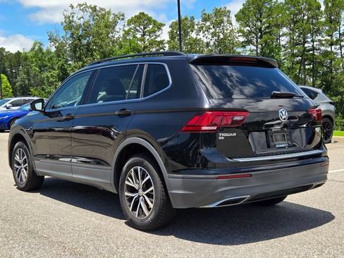 Used 2019 Volkswagen Tiguan SE FWD image 3