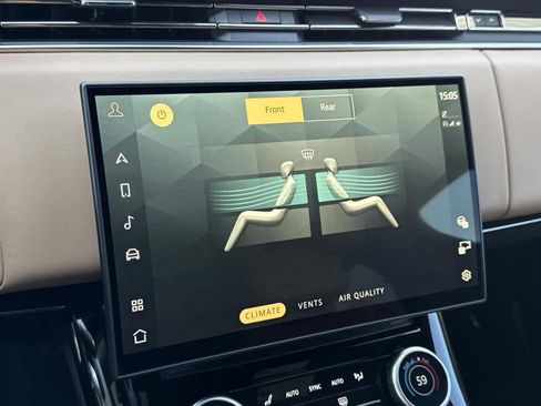 Used 2023 Land Rover Range Rover Sport SE image 14