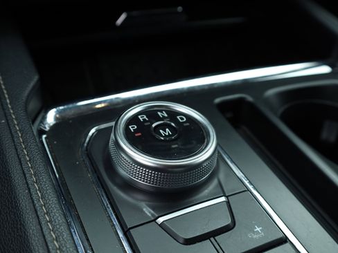 Used 2022 Ford Expedition XLT image 11