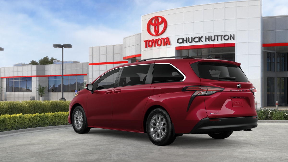 Certified 2026 Toyota Sienna LE AWD/4WD image 36