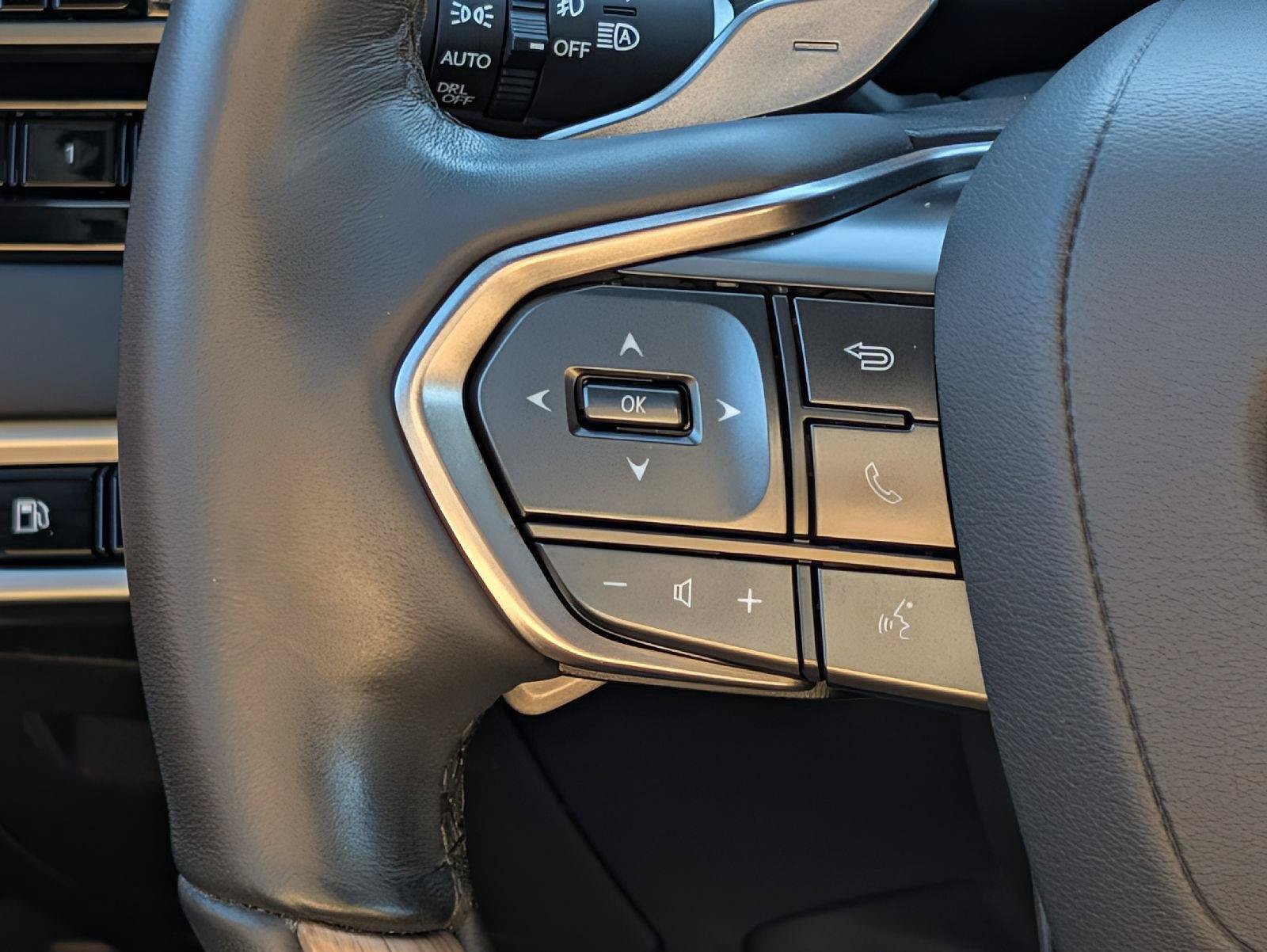 Used 2024 Lexus RX 350 AWD image 12