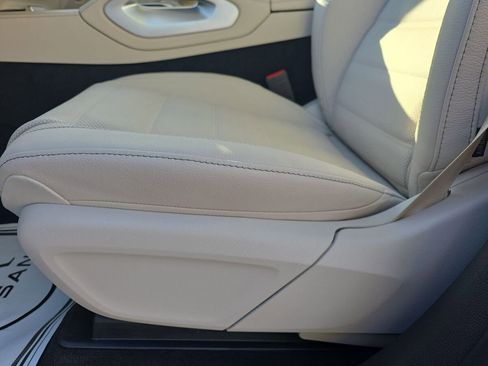 New 2026 Mercedes-Benz GLS 450 4MATIC image 28