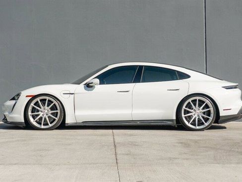 Used 2020 Porsche Taycan Turbo S image 5