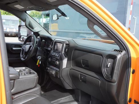Used 2020 Chevrolet Silverado 3500 W/T w/ WT Convenience Package AWD/4WD image 2