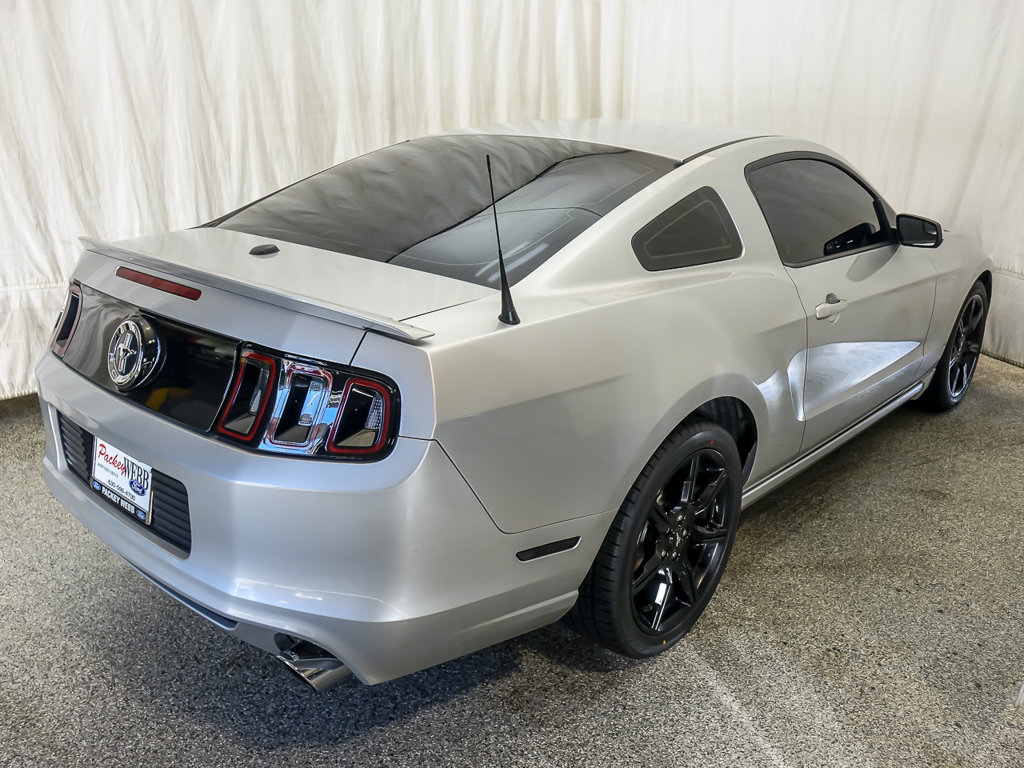 Used 2014 Ford Mustang Premium w/ Comfort Package RWD image 8