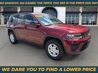Used 2023 Jeep Grand Cherokee Laredo AWD/4WD video 1