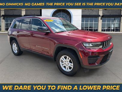 Used 2023 Jeep Grand Cherokee Laredo
