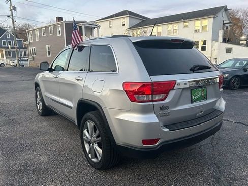 Used 2013 Jeep Grand Cherokee Laredo image 12