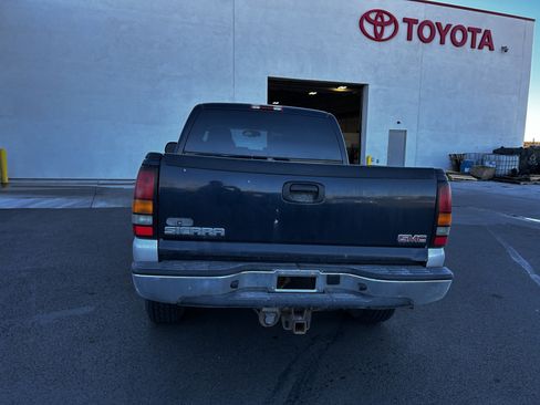 Used 2006 GMC Sierra 1500 SLT w/ Onstar Plus Package image 4