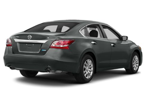 Used 2015 Nissan Altima 2.5 S w/ Power Driver Seat Package FWD image 2