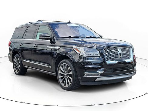 Certified 2020 Lincoln Navigator Reserve w/ Equipment Group 201A Reserve AWD/4WD image 2