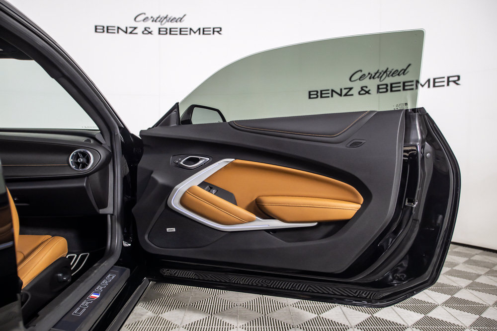 Used 2021 Chevrolet Camaro SS RWD image 23
