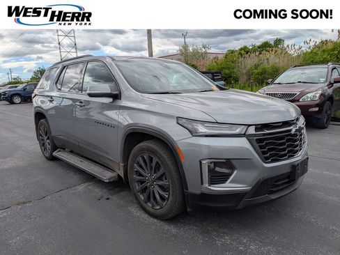Used 2023 Chevrolet Traverse RS w/ LPO, Floor Liner Package AWD/4WD image 1