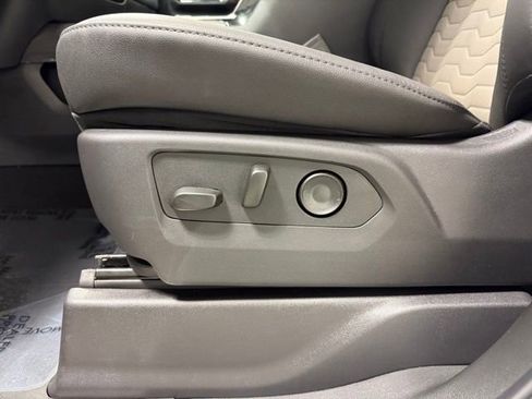 New 2026 Chevrolet Silverado 2500 ZR2 image 12