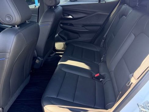 Used 2025 Buick Envista Sport Touring w/ Convenience I Package FWD image 7