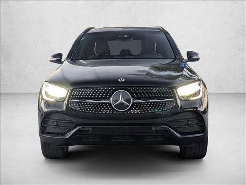 Used 2022 Mercedes-Benz GLC 300 4MATIC image 2