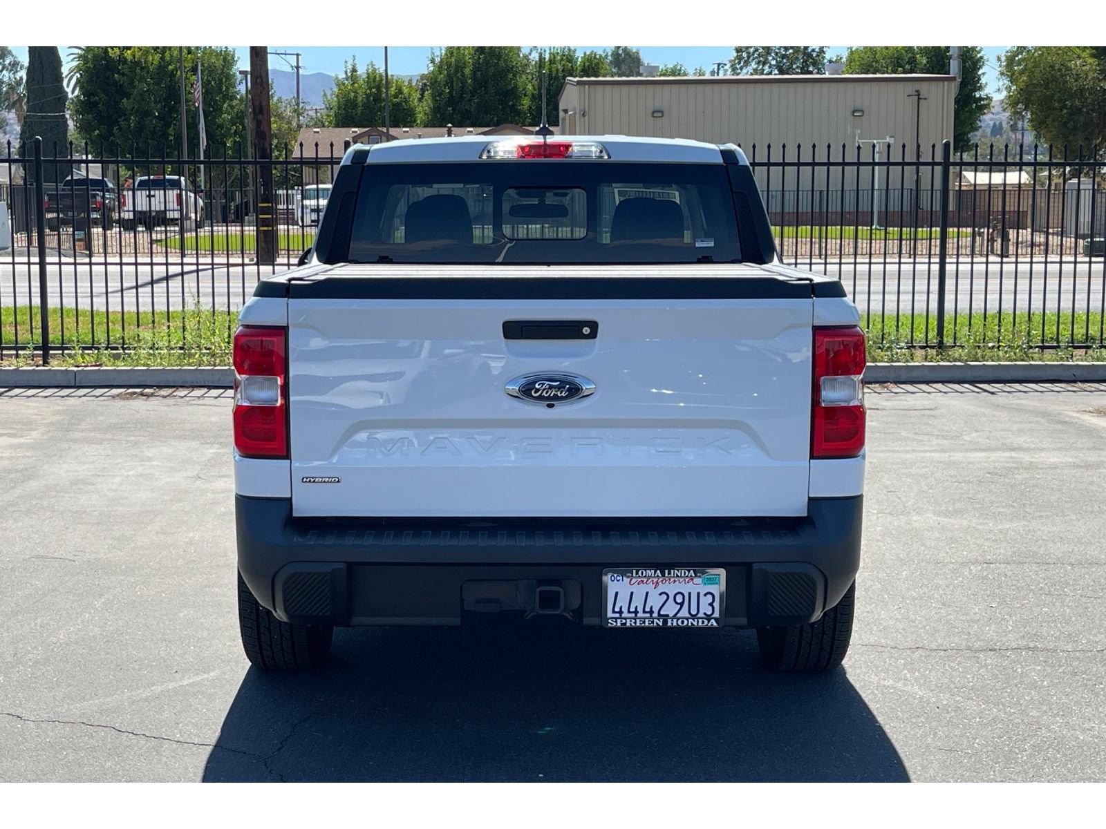 Used 2023 Ford Maverick Lariat FWD image 4
