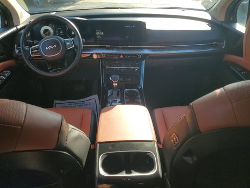 Used 2024 Kia Carnival SX Prestige image 12