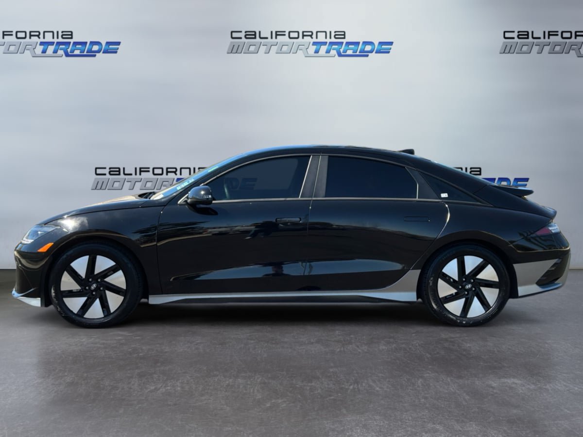 Used 2024 Hyundai Ioniq 6 SE RWD image 8