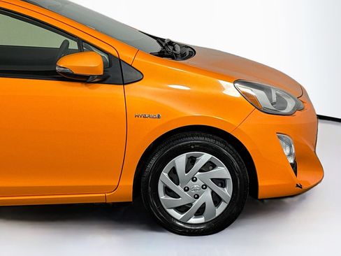 Used 2015 Toyota Prius C Two image 40