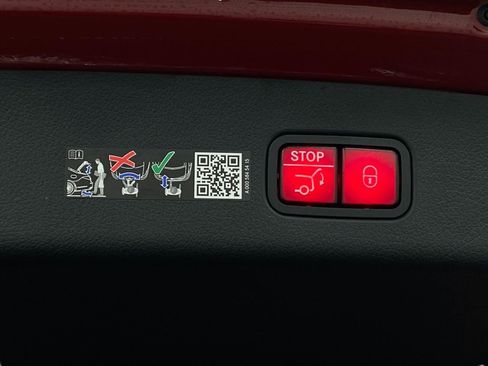 New 2026 Mercedes-Benz GLC 300 4MATIC image 6