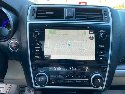Used 2018 Subaru Outback 2.5i Limited AWD/4WD image 19