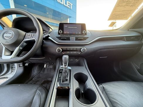 Used 2022 Nissan Altima 2.5 S image 16