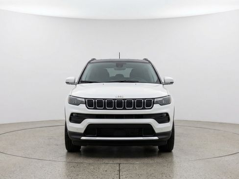 Used 2025 Jeep Compass Limited AWD/4WD image 2