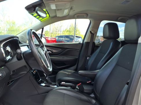 Used 2019 Buick Encore Preferred w/ Safety Package AWD/4WD image 12