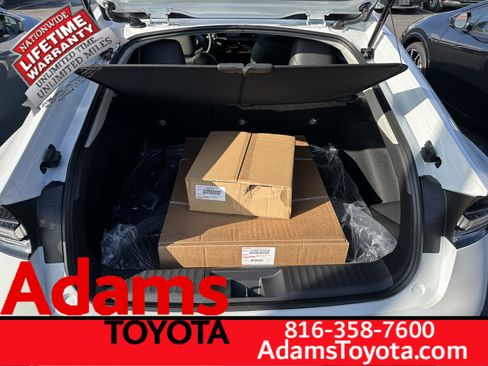 New 2026 Toyota Prius Plug-In Hybrid image 7