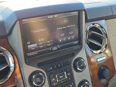 Used 2015 Ford F250 King Ranch image 23