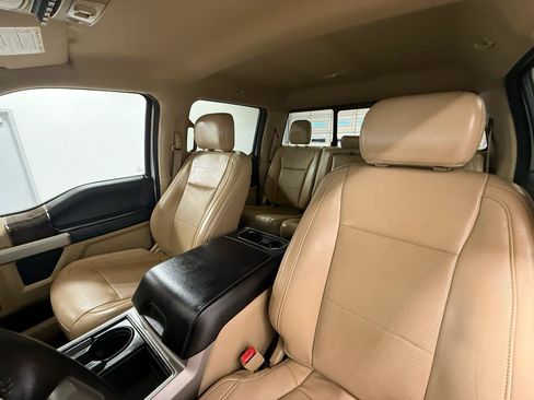 Used 2019 Ford F250 Lariat w/ Tow Technology Bundle AWD/4WD image 12