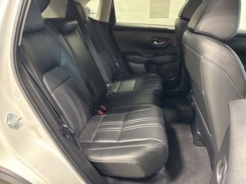 Certified 2024 Honda HR-V EX-L image 19