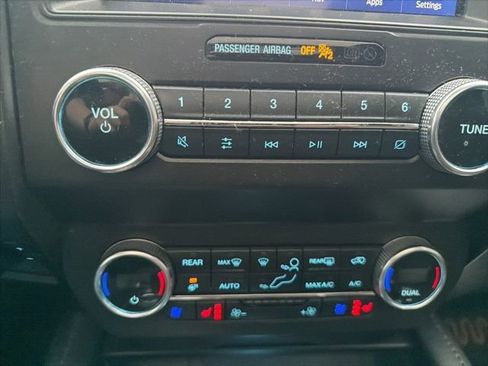 Used 2020 Ford Expedition King Ranch image 27