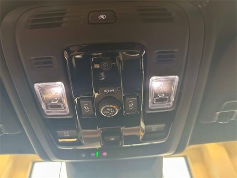 New 2026 Cadillac Escalade Luxury w/ LPO, Radiant Package image 22