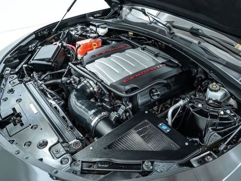 Used 2016 Chevrolet Camaro SS RWD image 31