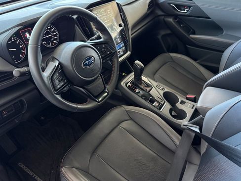 Used 2024 Subaru Crosstrek 2.5i Limited w/ Crosstrek Mirror Package AWD/4WD image 11