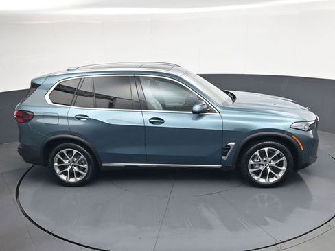 Used 2025 BMW X5 xDrive40i AWD/4WD image 27