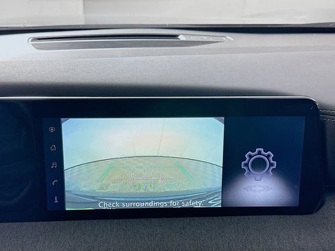 Used 2025 Nissan Kicks SV FWD image 22