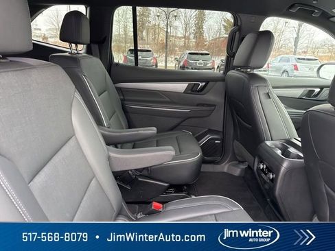 Used 2025 Buick Enclave Preferred image 21