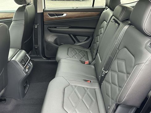 New 2026 Volkswagen Atlas SE AWD/4WD image 13