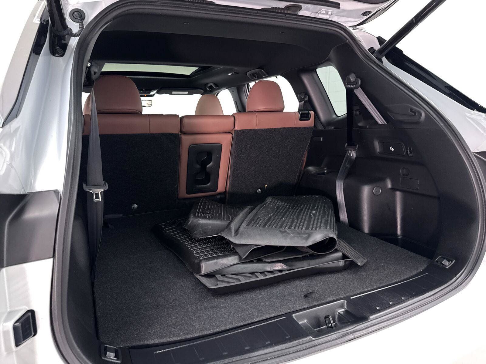 Used 2025 Mitsubishi Outlander SEL FWD image 35