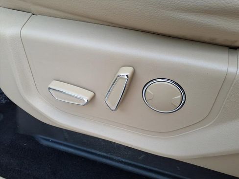 Used 2019 Ford F350 Lariat w/ Lariat Ultimate Package image 19