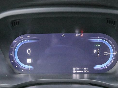 Certified 2025 Volvo XC60 T8 Ultra w/ Protection Package Premier image 30